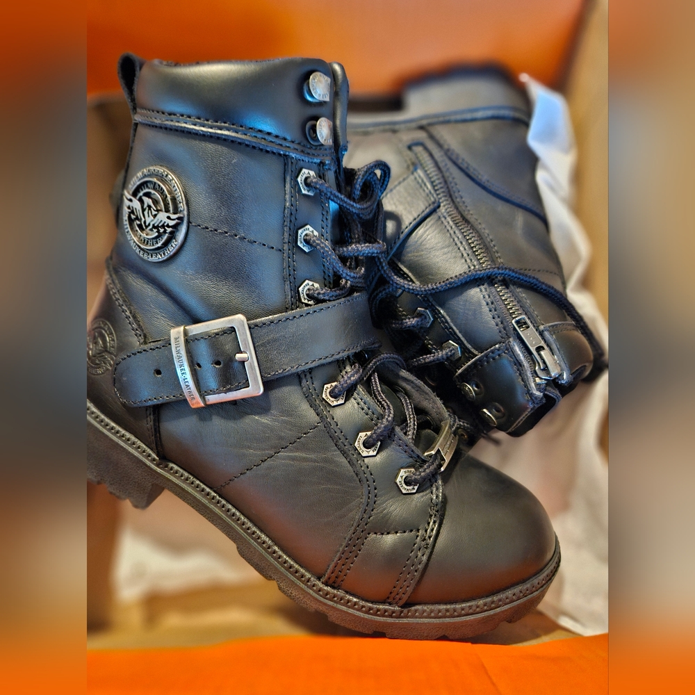Milwakee Leather Motorcycle Riding Boots NEW! - Picture 2 of 6